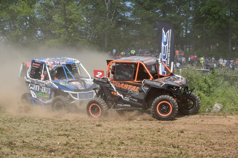 Bill Patterson captures the Row 4 holeshot. Photo: Ken Hill