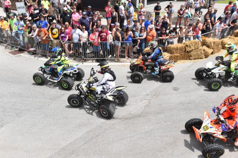 Eli Kiger made a big charge to reclaim his 2nd place position. Photo: Ken Hill