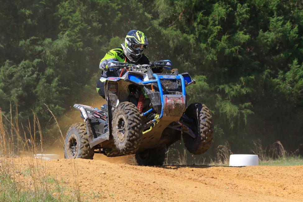 Team UXC had a strong showing at the Heartland Challenge in Iowa! Read on to find out more!