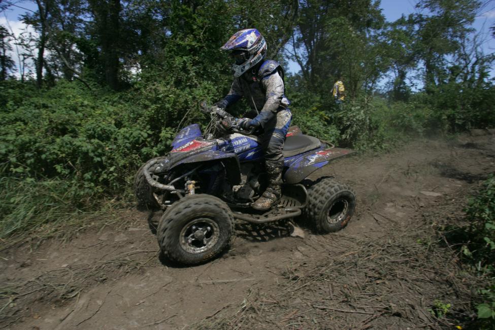 Bill Ballance works his way through the woods of the 2007 Mountain Ridge GNCC