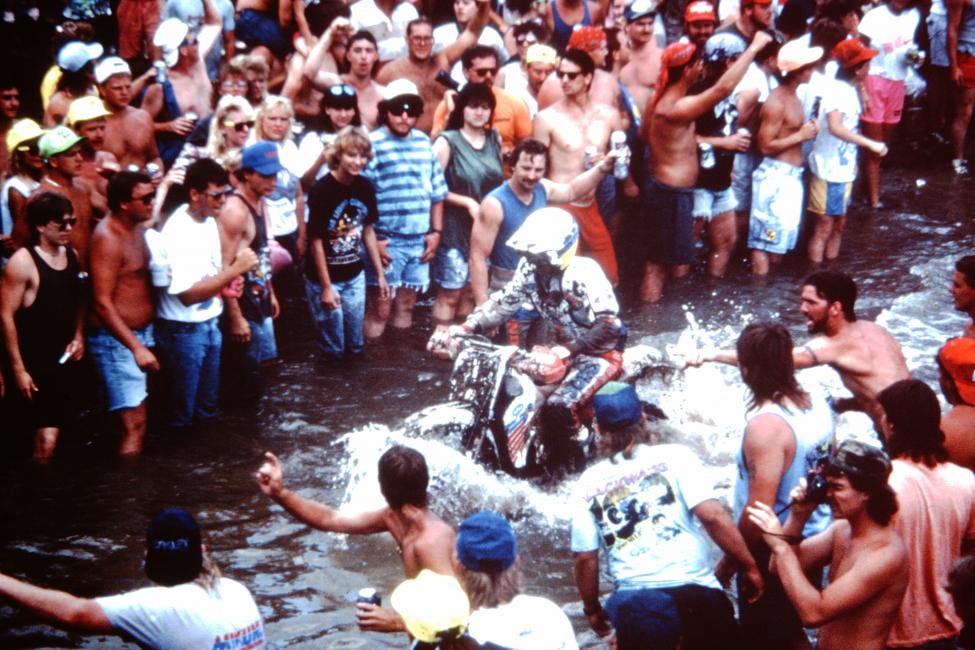 Four-time Blackwater winner, Mark Hyde, would finish the 1990 Blackwater second place overall.