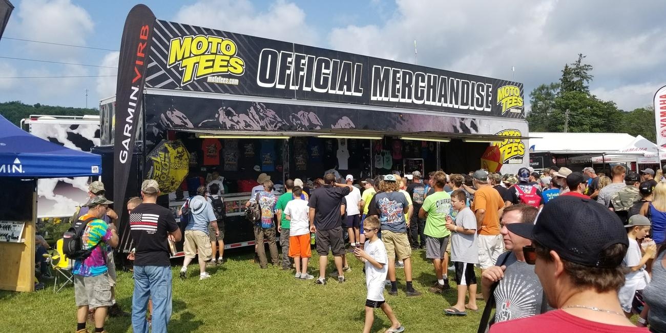 MotoTees Seeking Class A CDL Drivers for 2019 Supercross and Pro Motocross Season