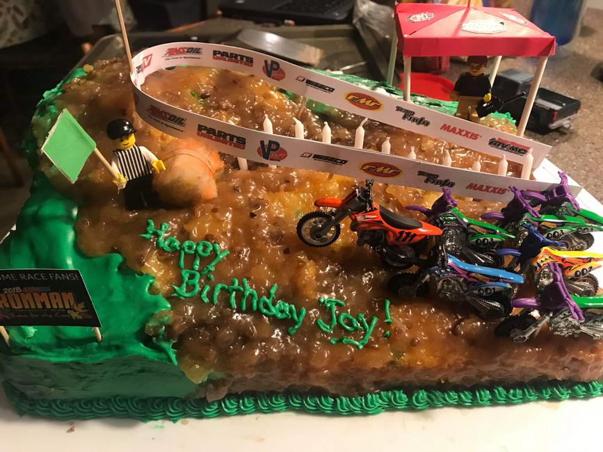 This has to be the coolest birthday cake, ever! Jodie Potter sent us this photo and said 
