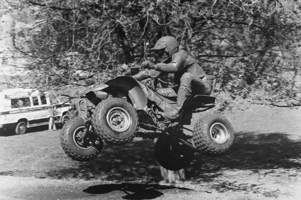 Here's a cool shot from 1987!&nbsp;