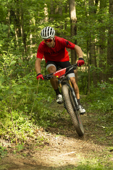 Charlie Mullins earned his third-straight XC1 Pro eMTB win at the Dunlop High Point GNCC.