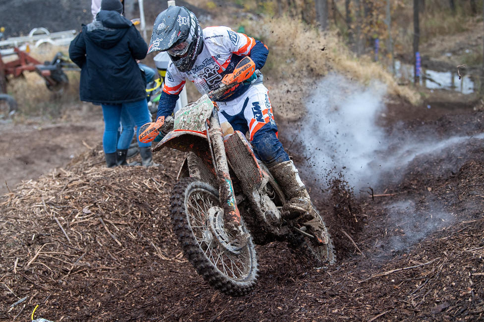 Jesse Ansley hammering through the mulch section. (Shan Moore photo)