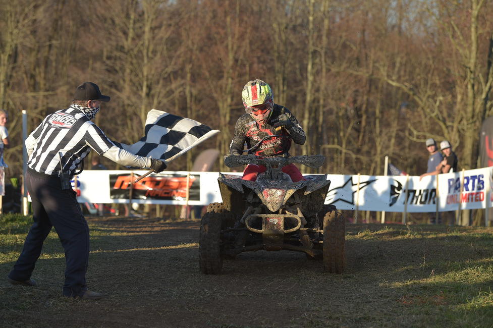 Brycen Neal made it two in a row to wrap up the season!