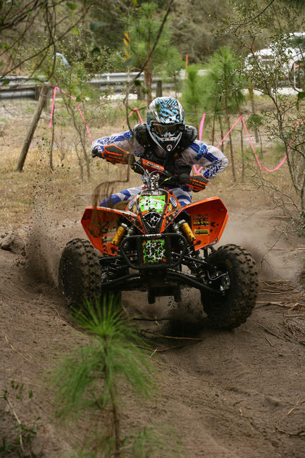 Josh Kirkland on the gas at River Ranch GNCC in 2009.