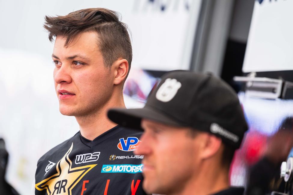 untitled_shoot-048-2