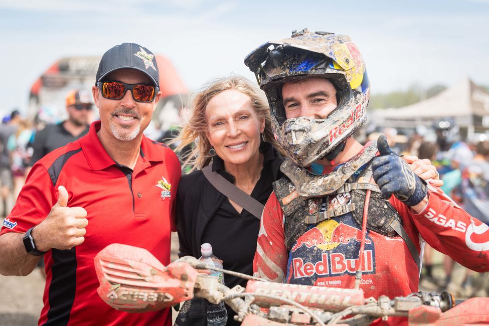 untitled_shoot-335-2