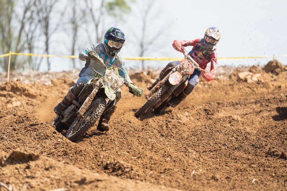 Korie Steede ahead of Ryan Sipes at the Hoosier GNCC. Photo: Mack Faint