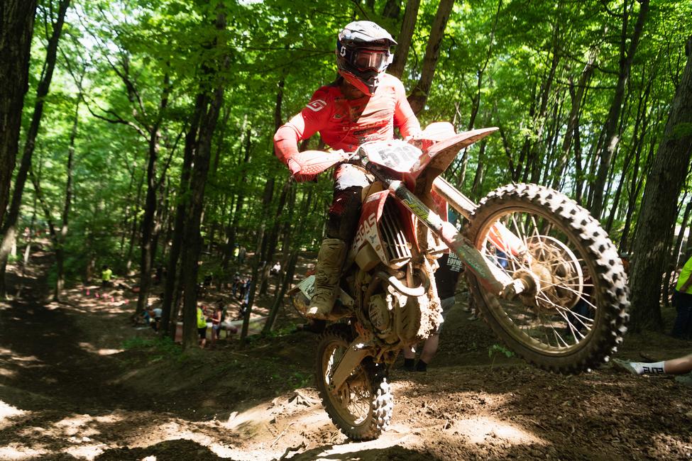 untitled_shoot-381-34