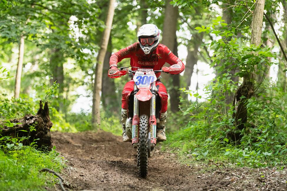 untitled_shoot-196-42