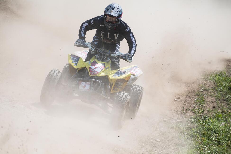 untitled_shoot-084-37