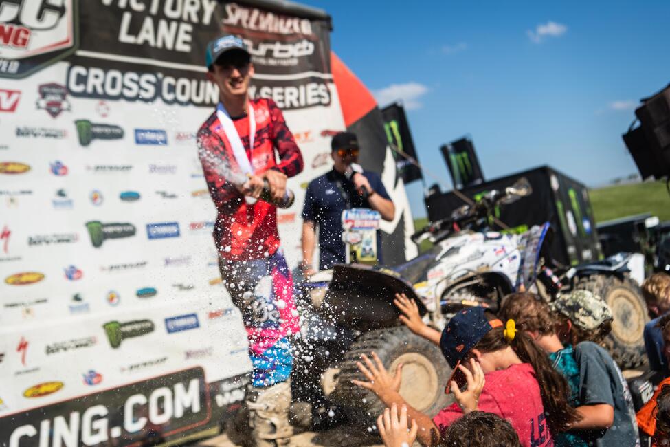 untitled_shoot-144-61