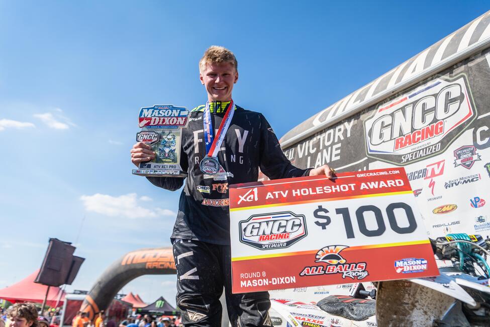 untitled_shoot-136-57