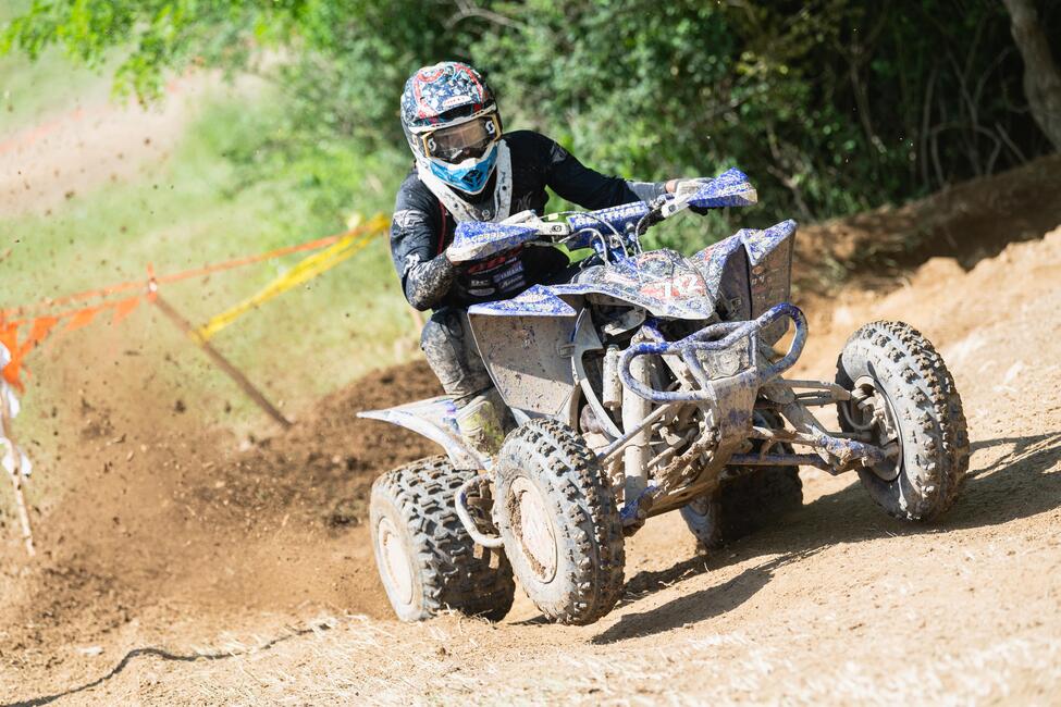 untitled_shoot-105-44