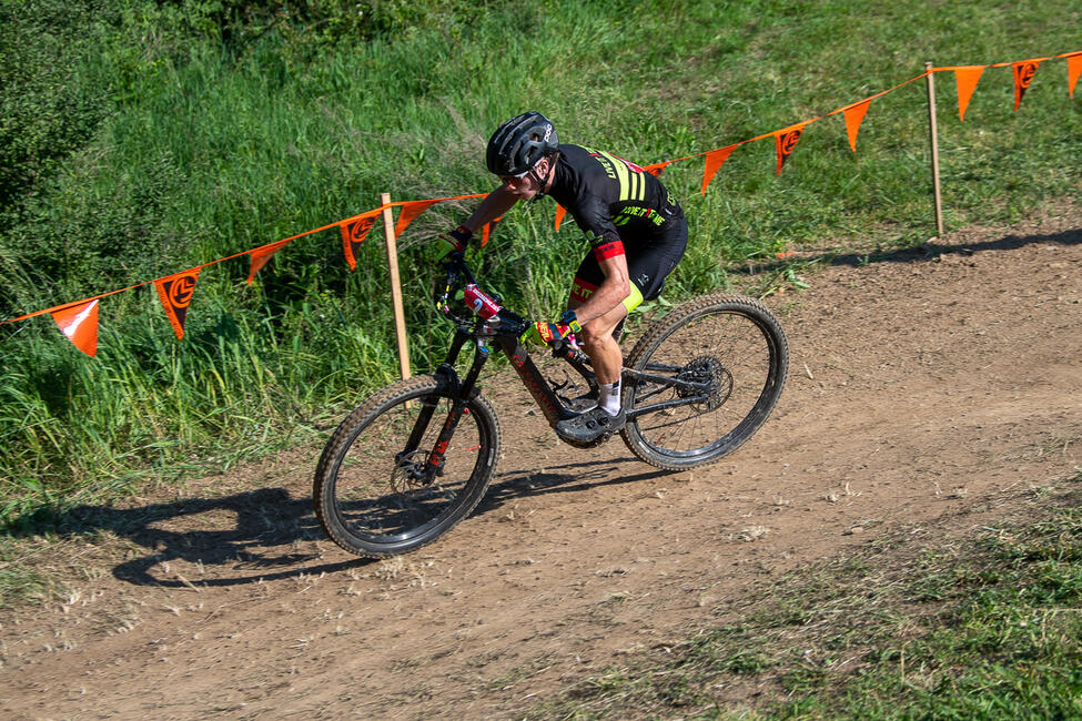 Kyle Smith, last year’s winner of the Loretta Lynn event, took advantage of Charlie Mullins’ misfortunes to finish second overall.  Photo: Shan Moore