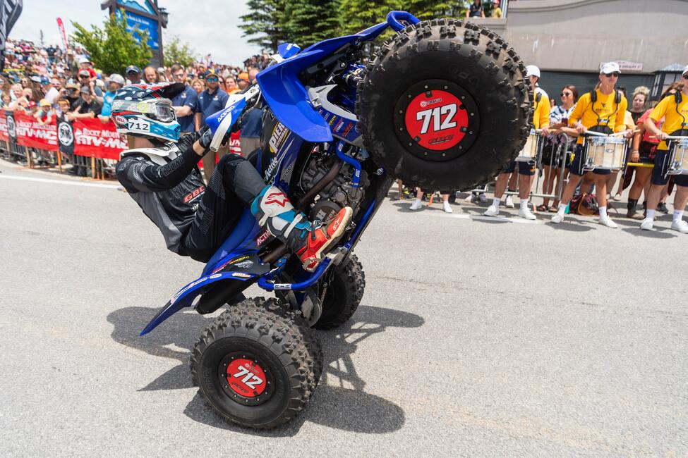 untitled_shoot-048-26