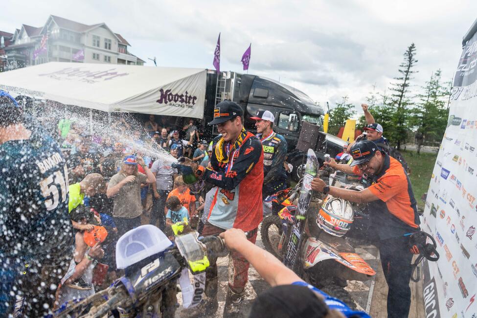 untitled_shoot-321-1-64