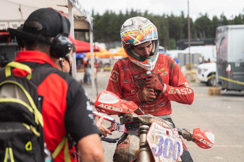 untitled_shoot-244-46