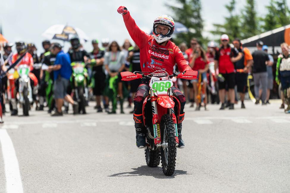 untitled_shoot-108-2-21