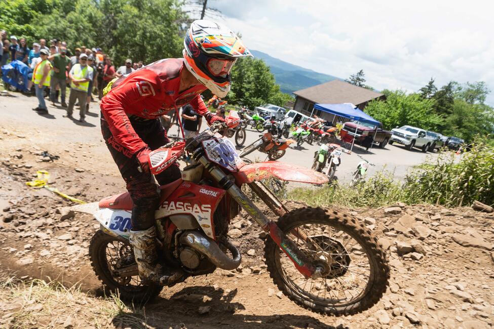 untitled_shoot-154-30