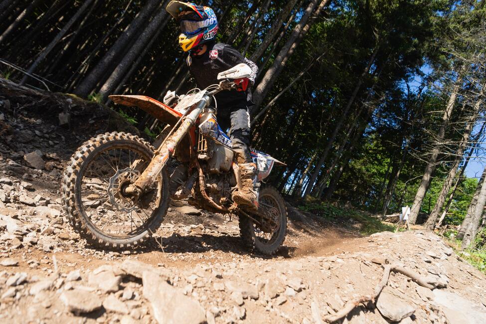 untitled_shoot-027-15