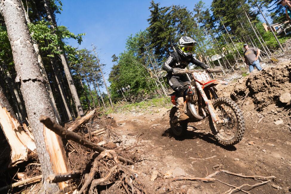 untitled_shoot-035-19