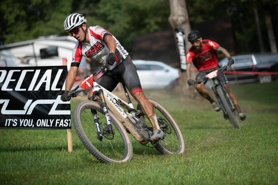 Charlie Mullins (#1) and Nick Mackie (#121) battled throughout the duration of the race to round out the top three. Photo: Derek Garcia