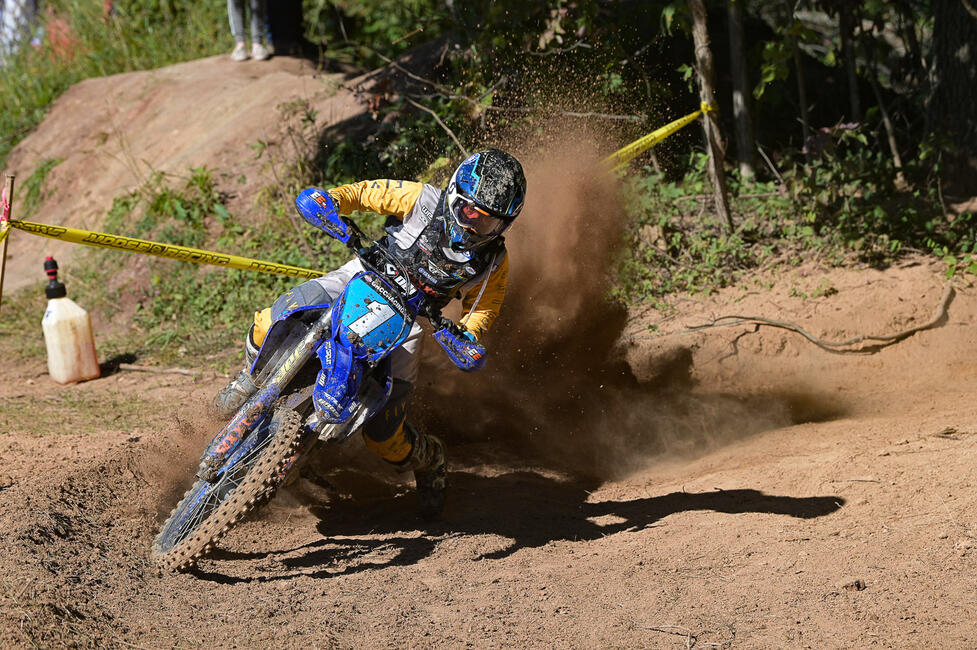 Becca Sheets came through to earn the WXC win in her home state of Ohio. Photo: Ken Hill