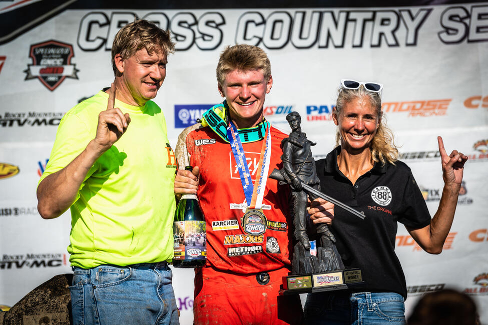 untitled_shoot-075-1