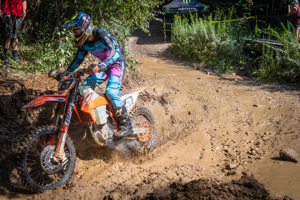 untitled_shoot-066-1