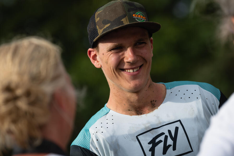 untitled_shoot-064-1