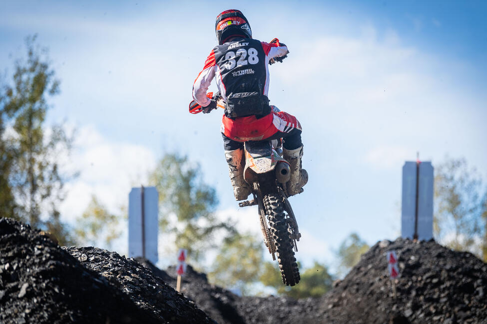 untitled_shoot-159-54