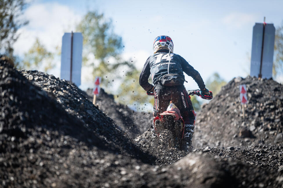 untitled_shoot-157-53