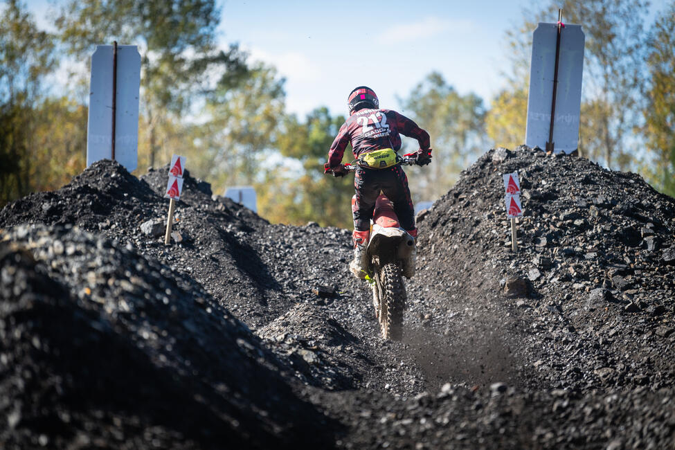 untitled_shoot-148-51