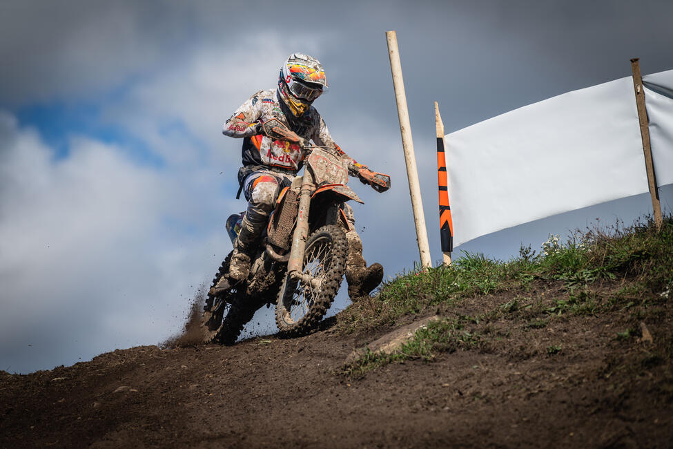 untitled_shoot-215-70