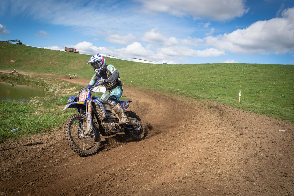 untitled_shoot-229-76