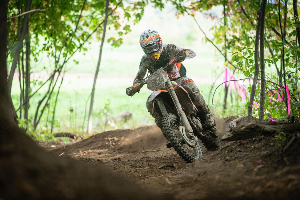 untitled_shoot-271-90