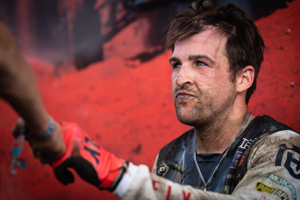 untitled_shoot-281-96