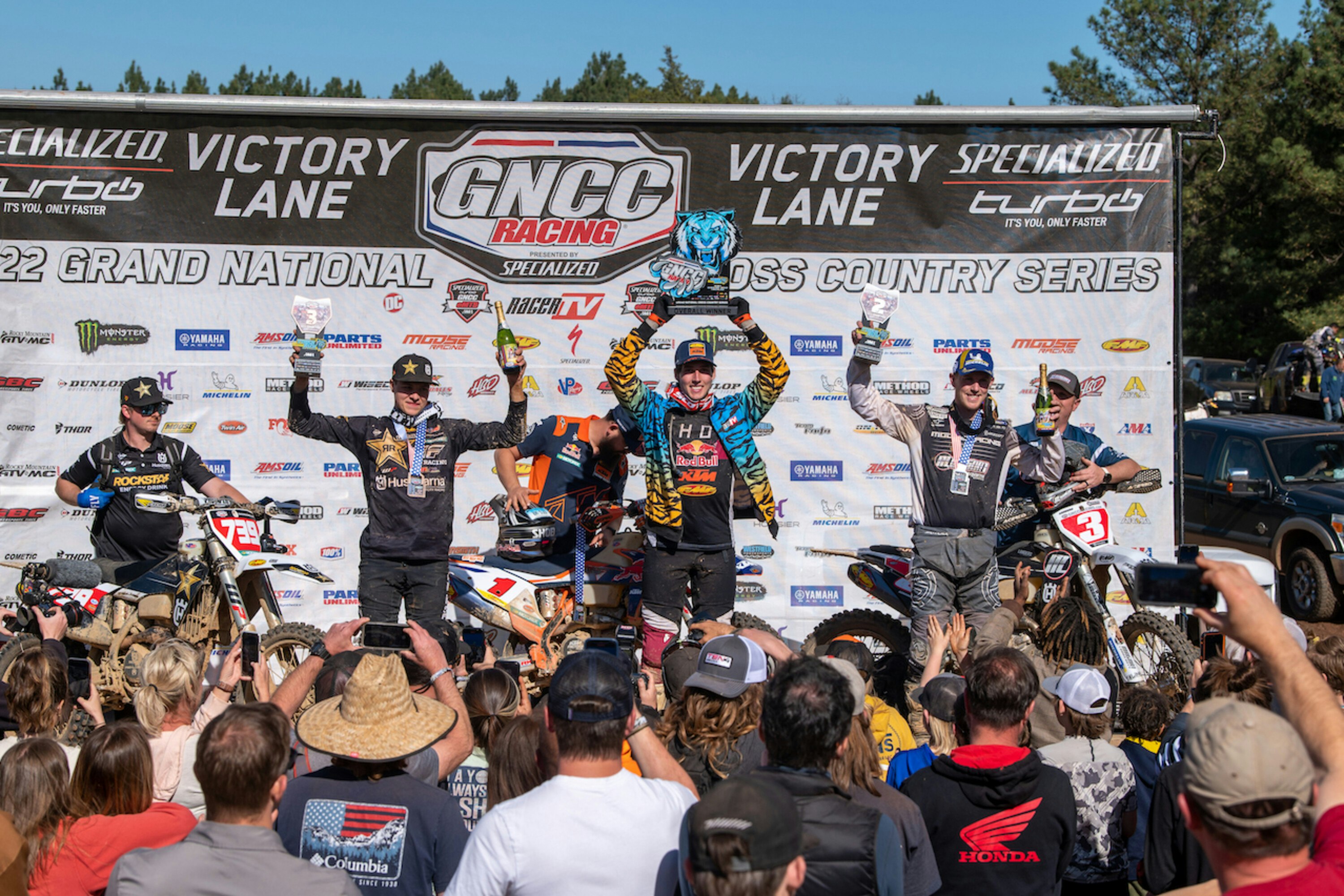 Between the Arrows: 2022 Dunlop Tires Tiger Run GNCC Motorcycles