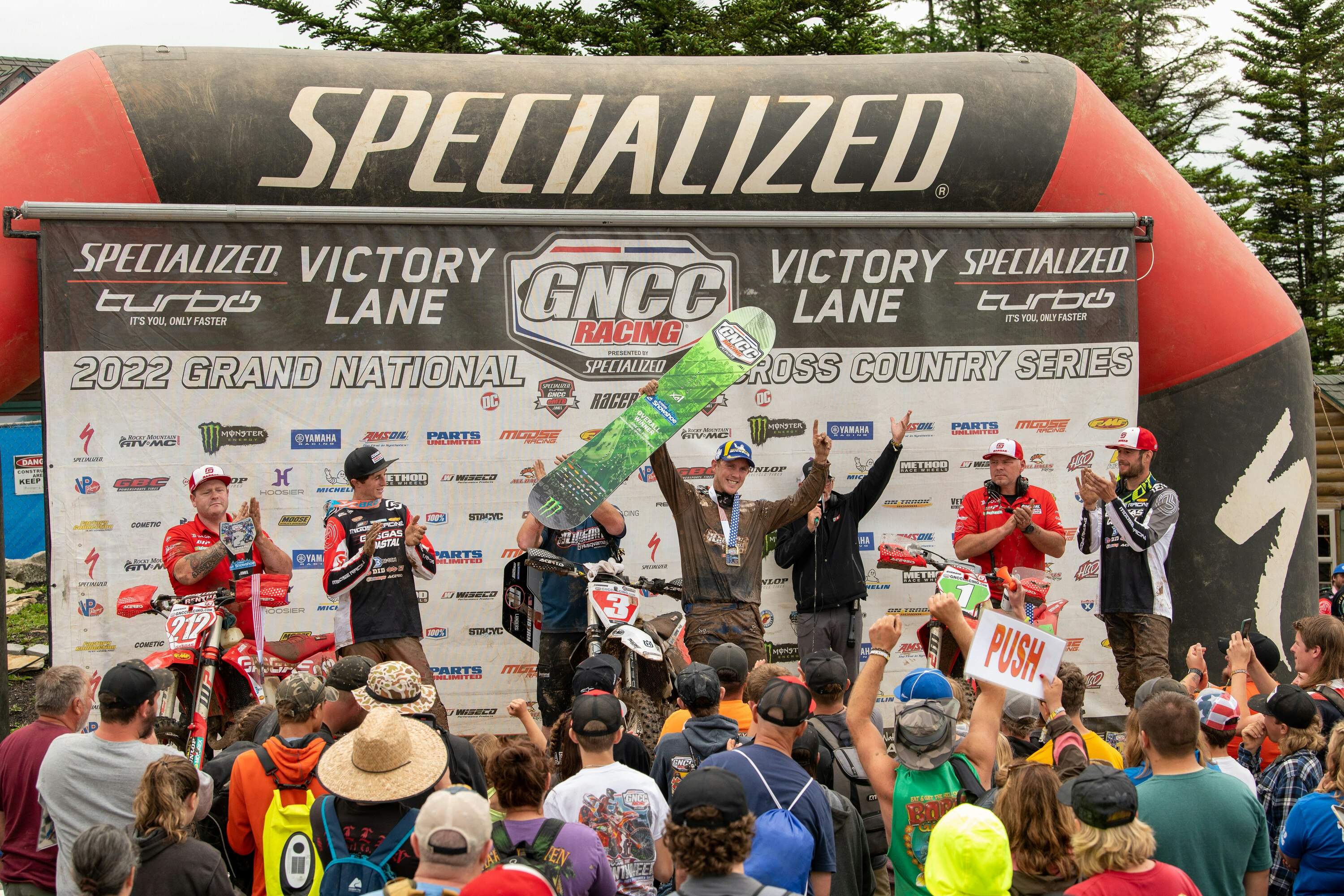 Between the Arrows: 2022 Yamaha Racing Snowshoe GNCC Motorcycles