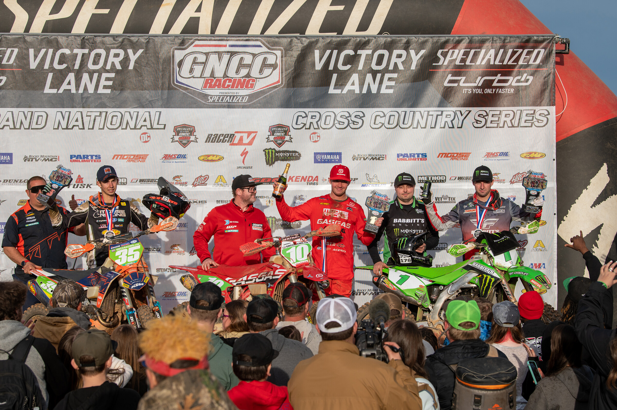 Ryder Lafferty (center), Lyndon Snodgrass (right) and Angus Riordan (left) rounded out the top three in the XC2 250 Pro class.