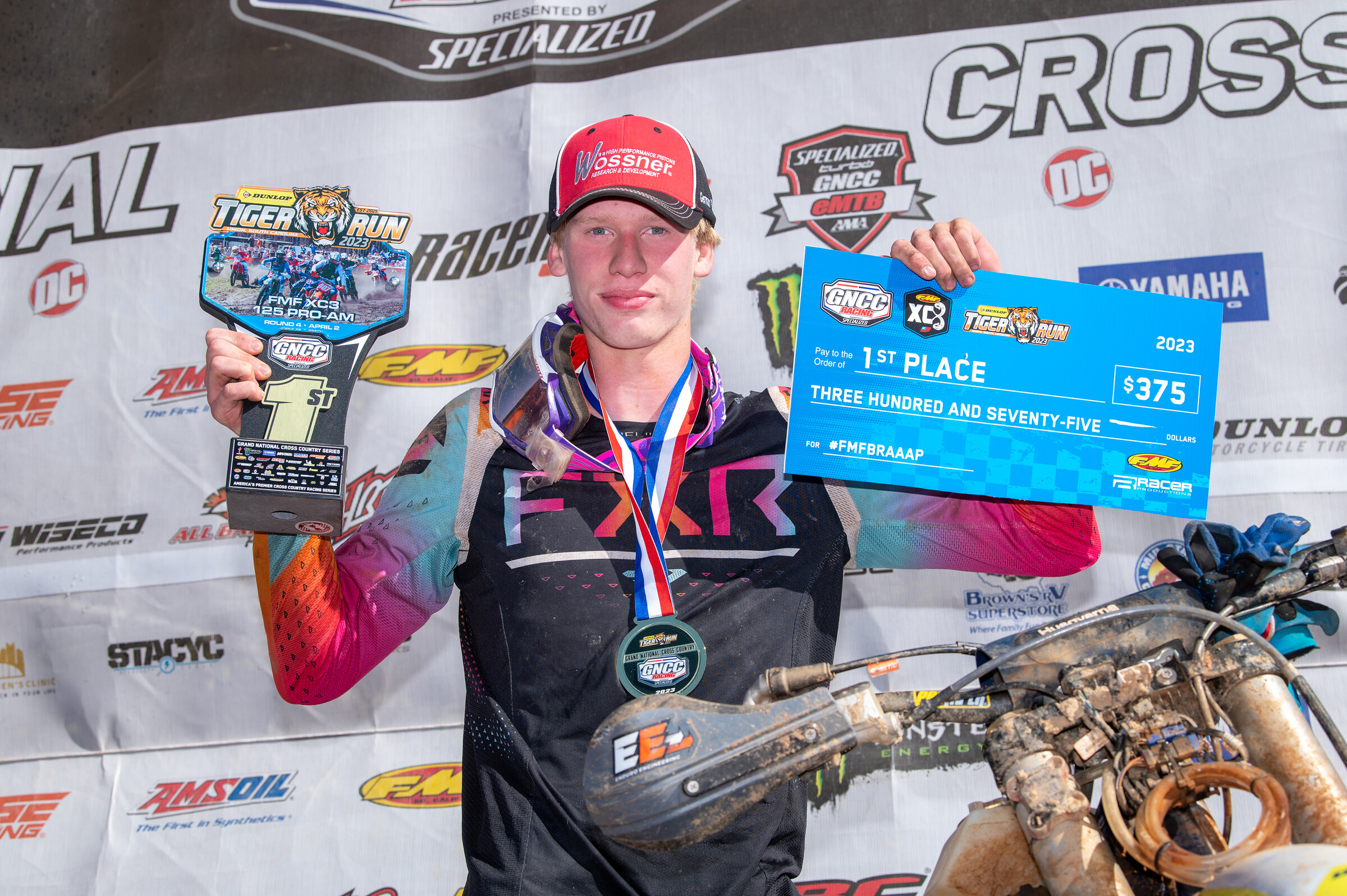 Toby Cleveland earned his third win of the season in the FMF XC3 class.