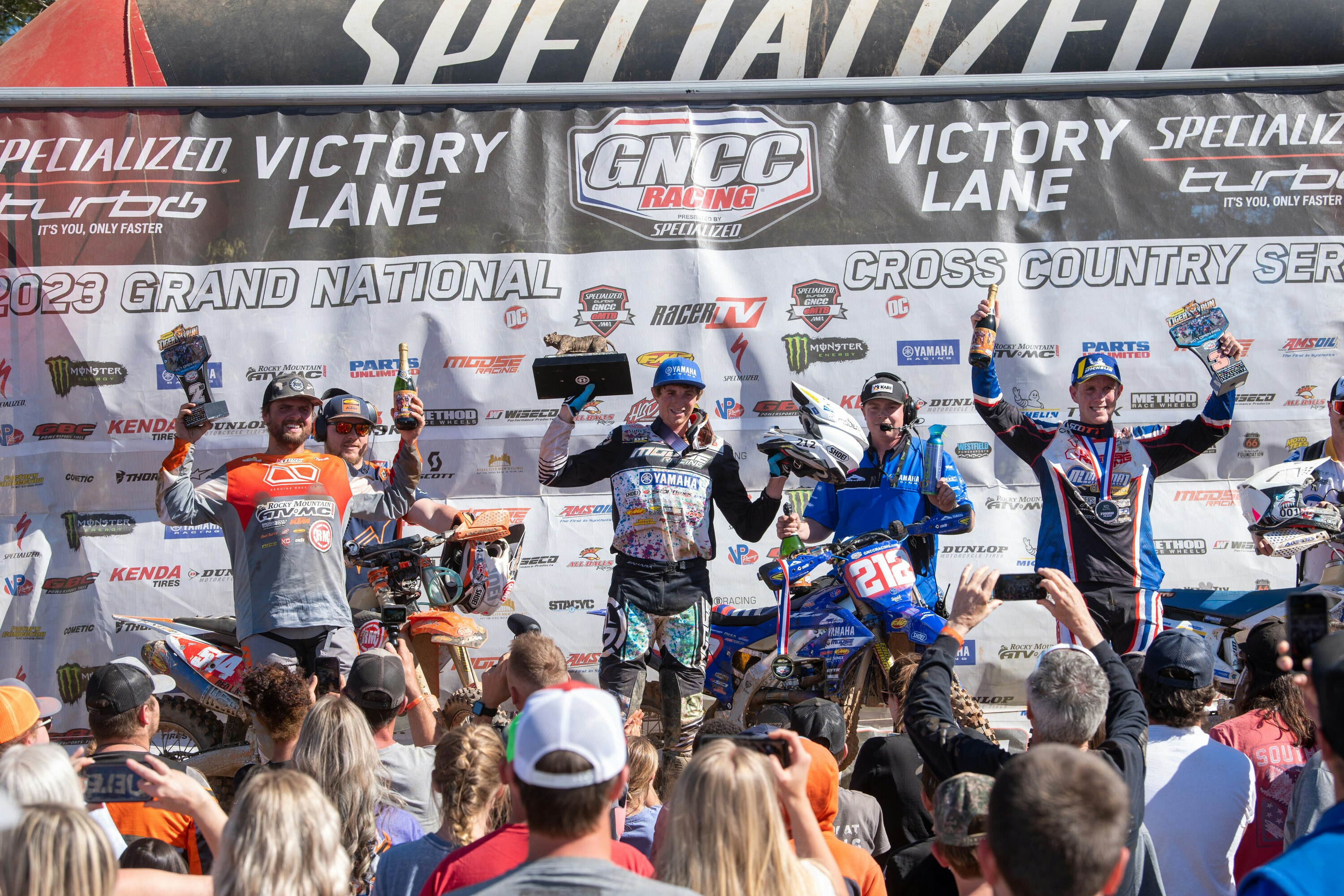 Between the Arrows: 2023 Dunlop Tires Tiger Run GNCC Motorcycles