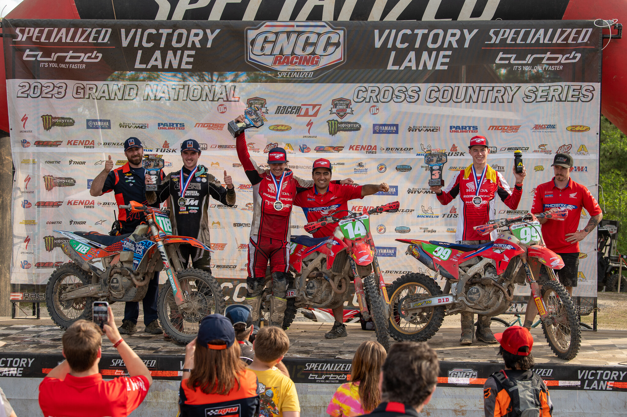 Ruy Barbosa (center), Mason Semmens (left) and Cody Barnes (right) rounded out the XC2 250 Pro class podium.