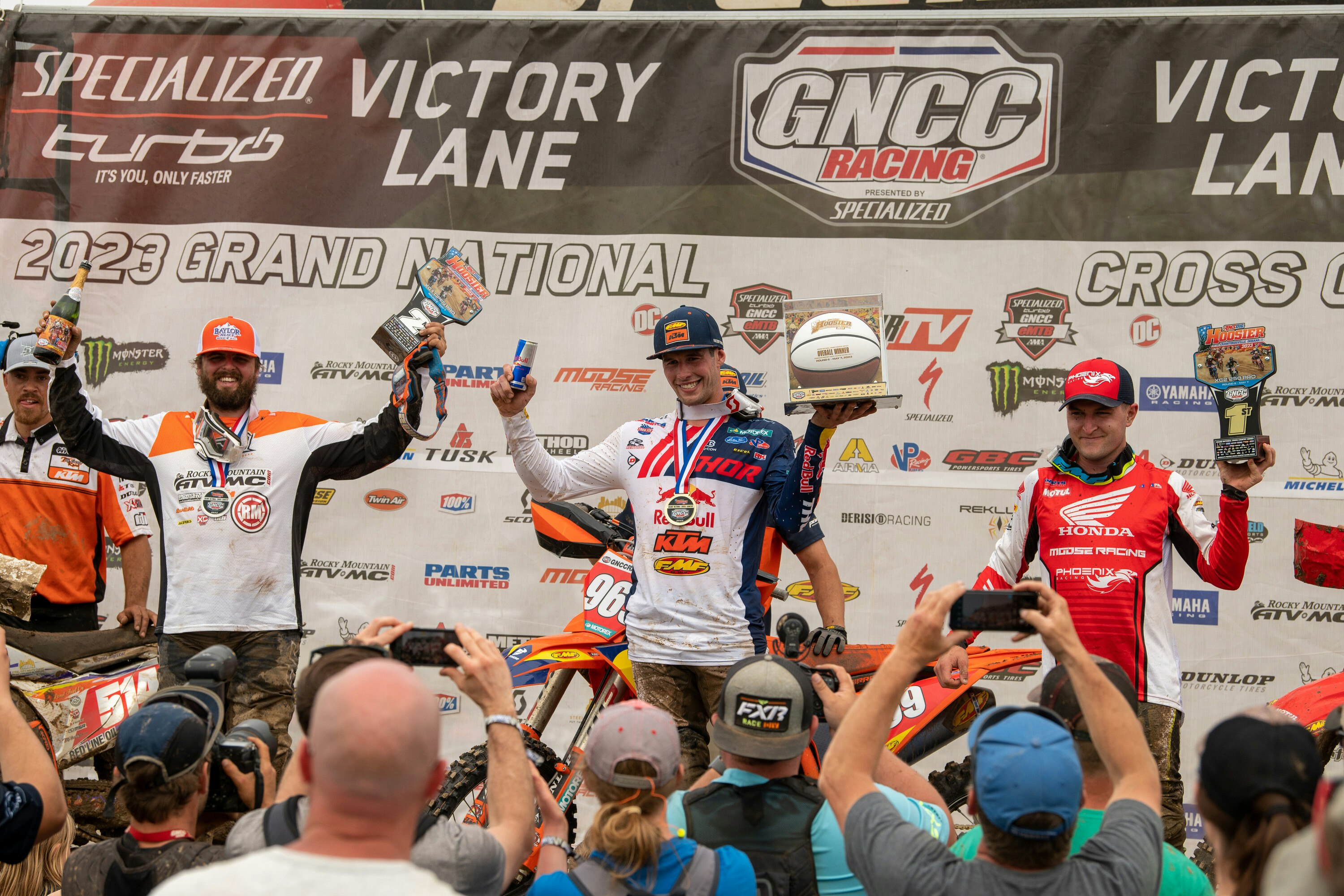 Between the Arrows: 2023 AMSOIL Hoosier GNCC Motorcycles