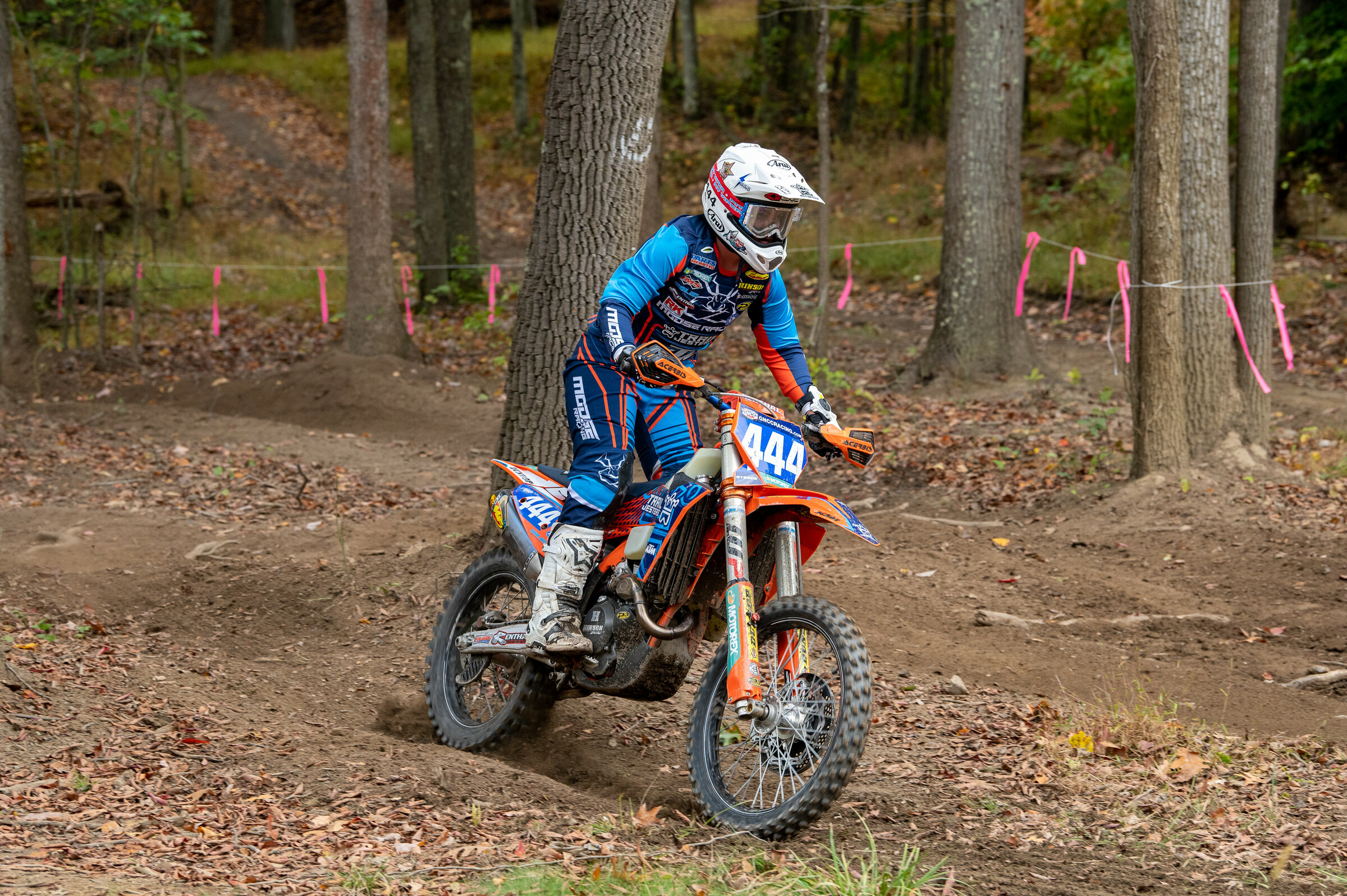 Steede battled back to earn second in the WXC class.