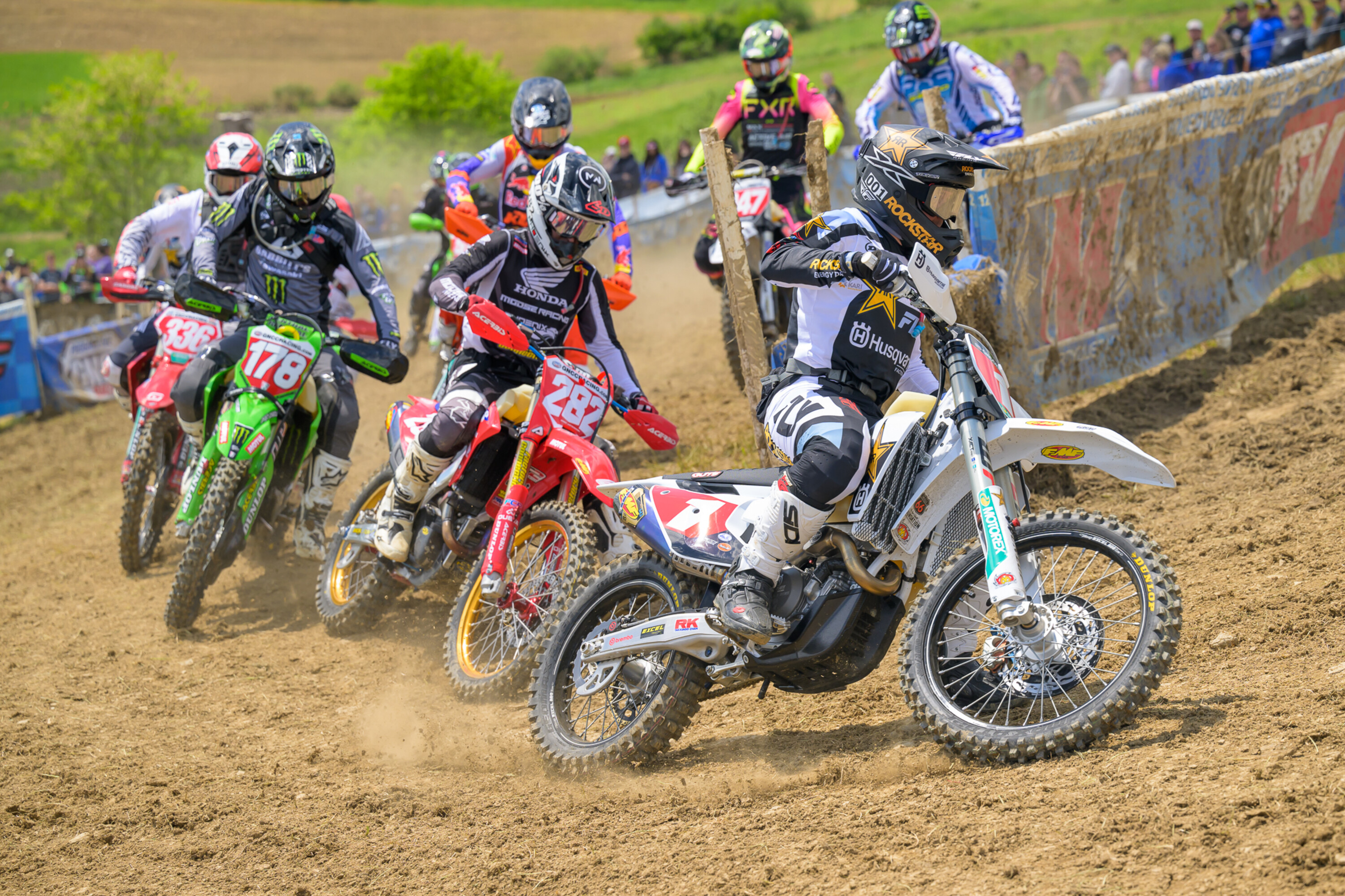 xc1 holeshot